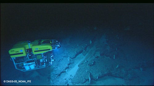 ROV Hercules working on Balanus Seamount, New England USA © DASS05_NOAA_IFE (2005)