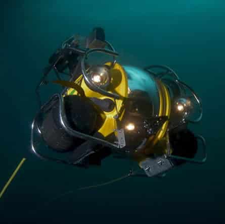 A Hybal ROV flying in the water column, Mingulay © G. Newman (2005)